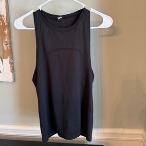 Lululemon Women's Tank Top, Black Size 6